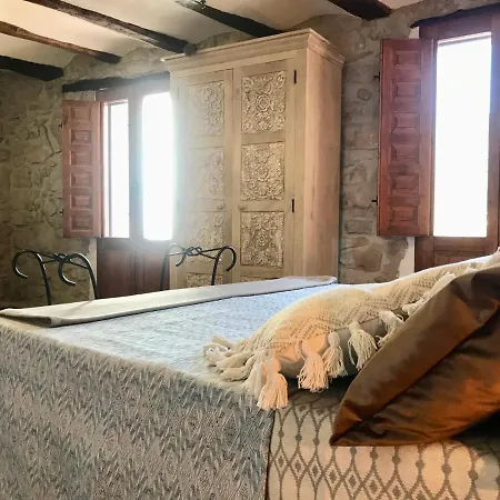 منزل ريفي La Casuna De La